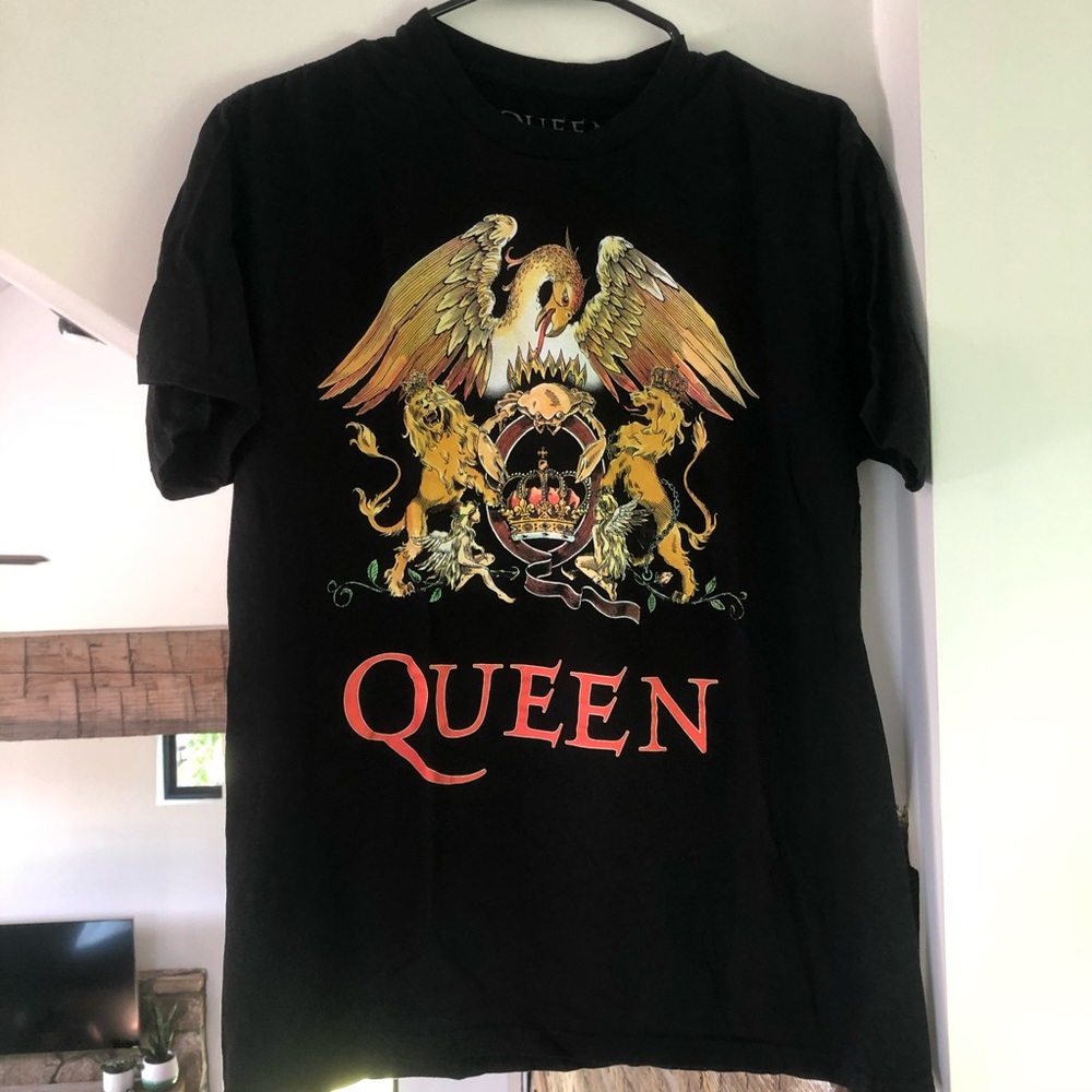 Queen Band Graphic Tee